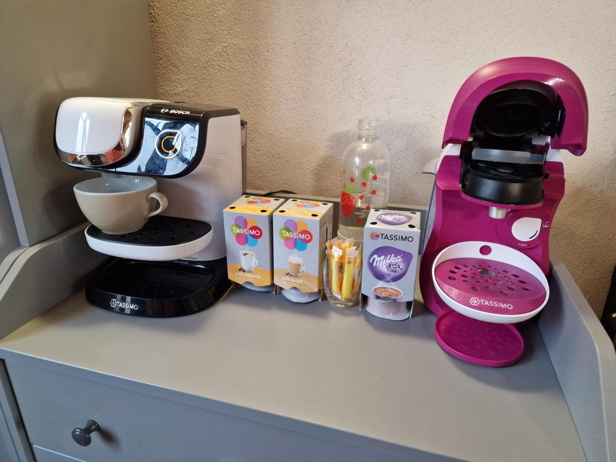 Le Relais Des Dames Bed & Breakfast Neuville sur Saone Bagian luar foto